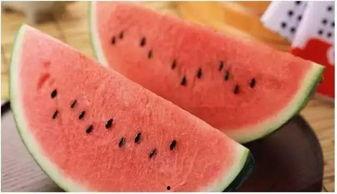 炎热夏天吃瓜,清凉瓜果盛宴